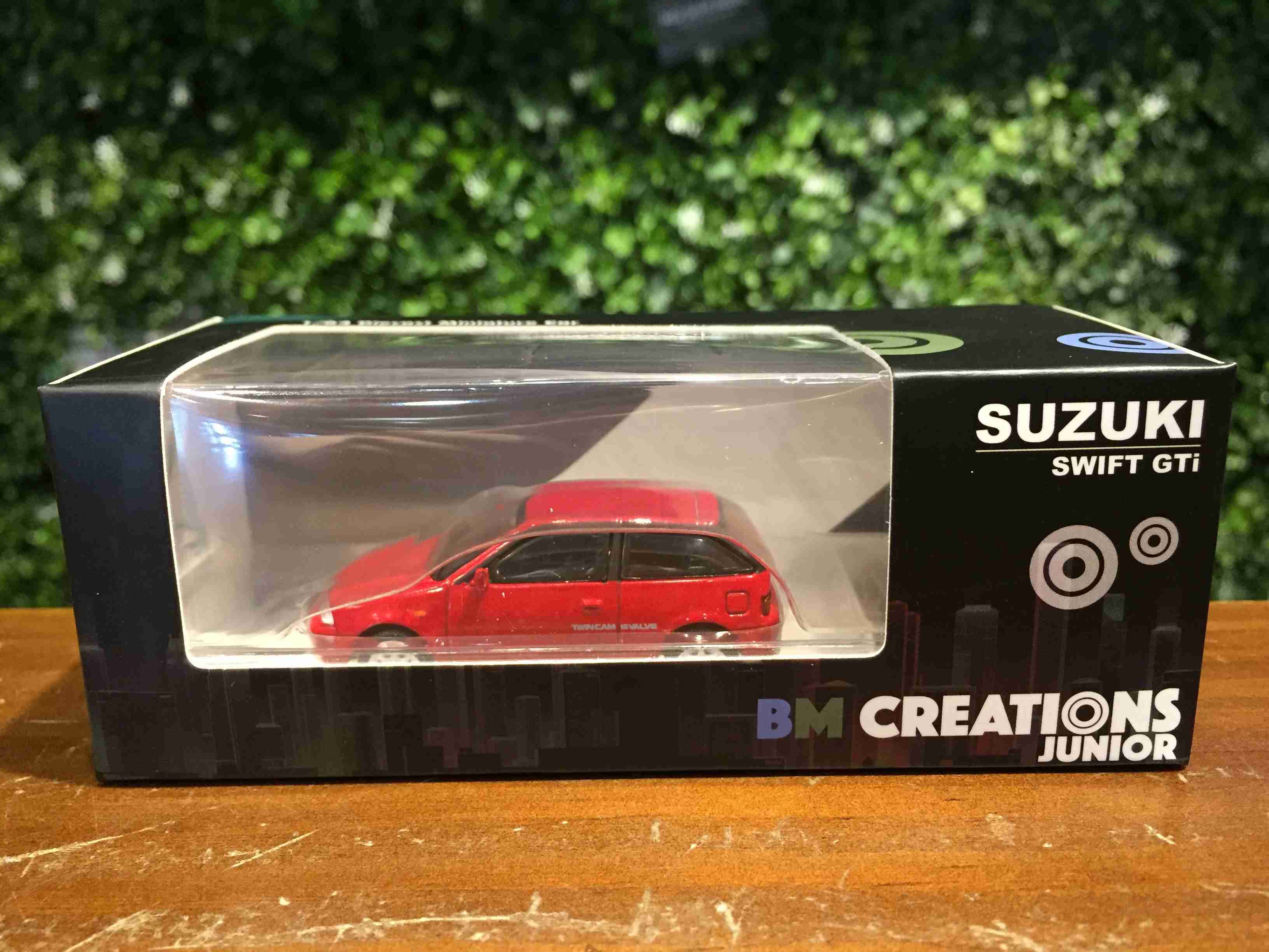1/64 BM Creations Suzuki Swift 1989 Red 64b0026【MGM】