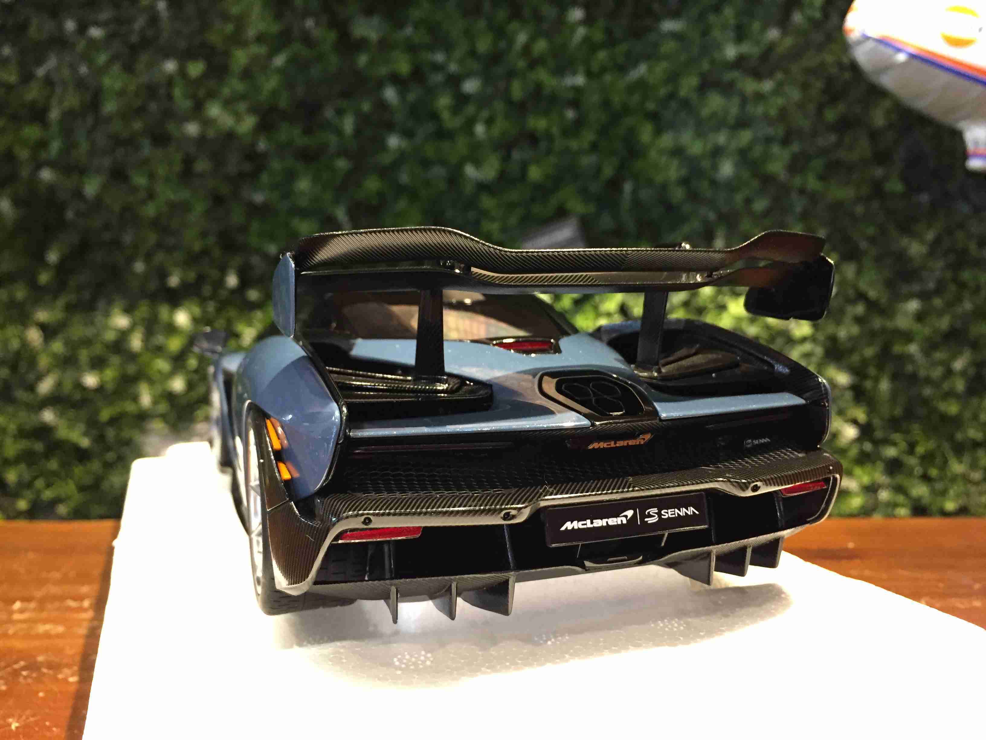 1/18 AUTOart McLaren Senna Grey 76077【MGM】