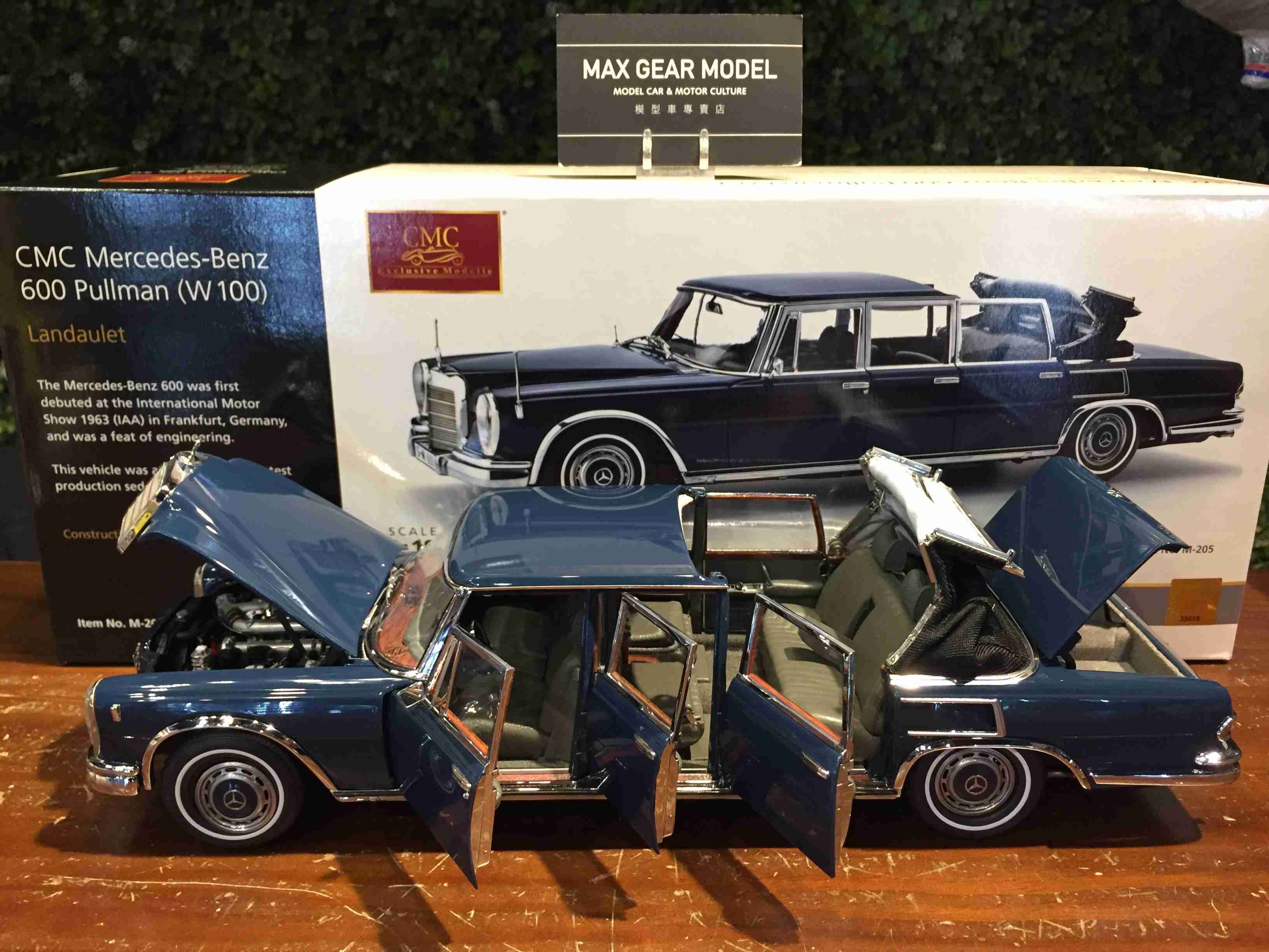 1/18 CMC Mercedes-Benz 600 Pullman W100 Landaulet M205【MGM】