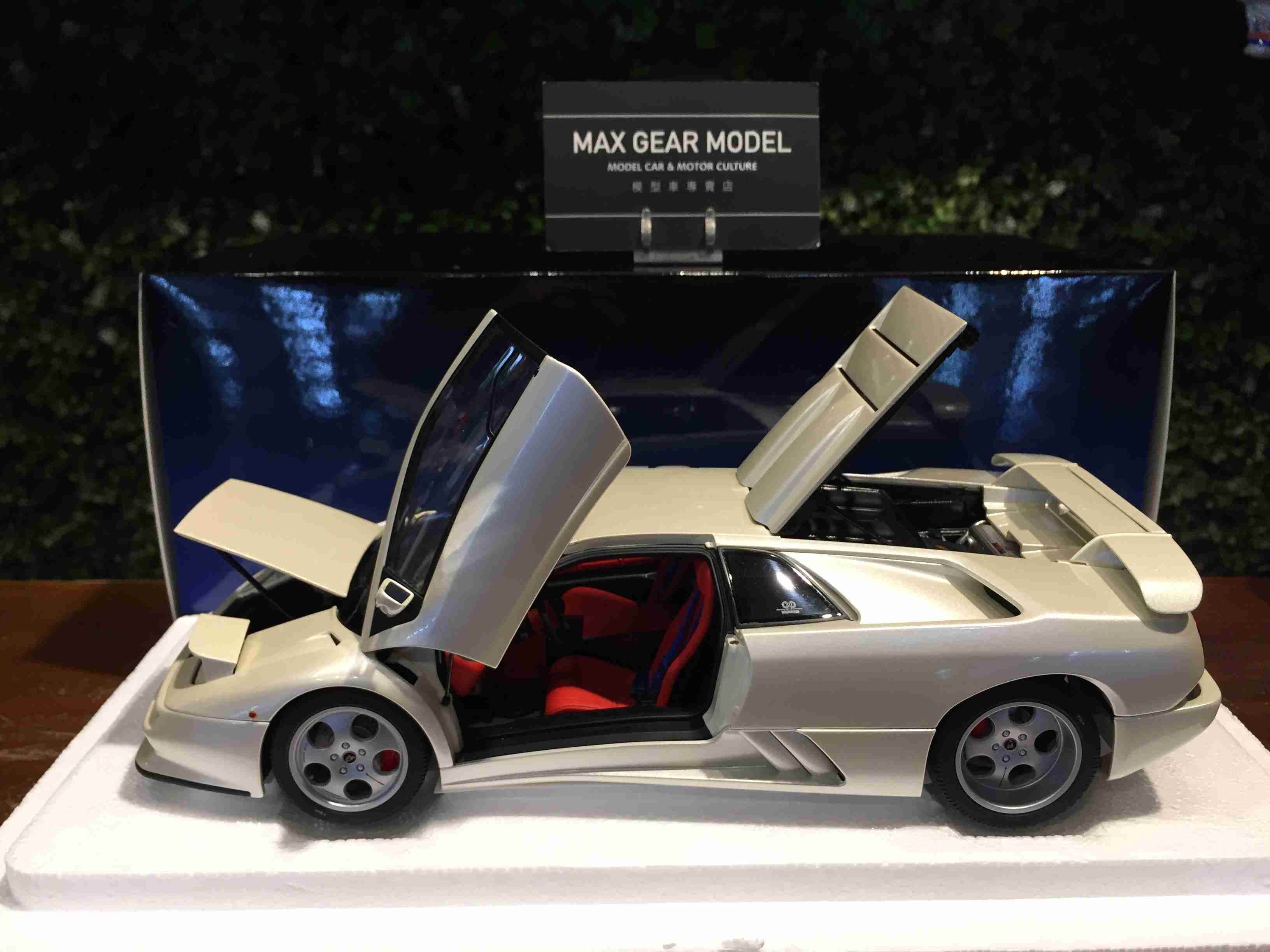 1/18 AUTOart Lamborghini Diablo SE30 Jota White 79141【MGM】