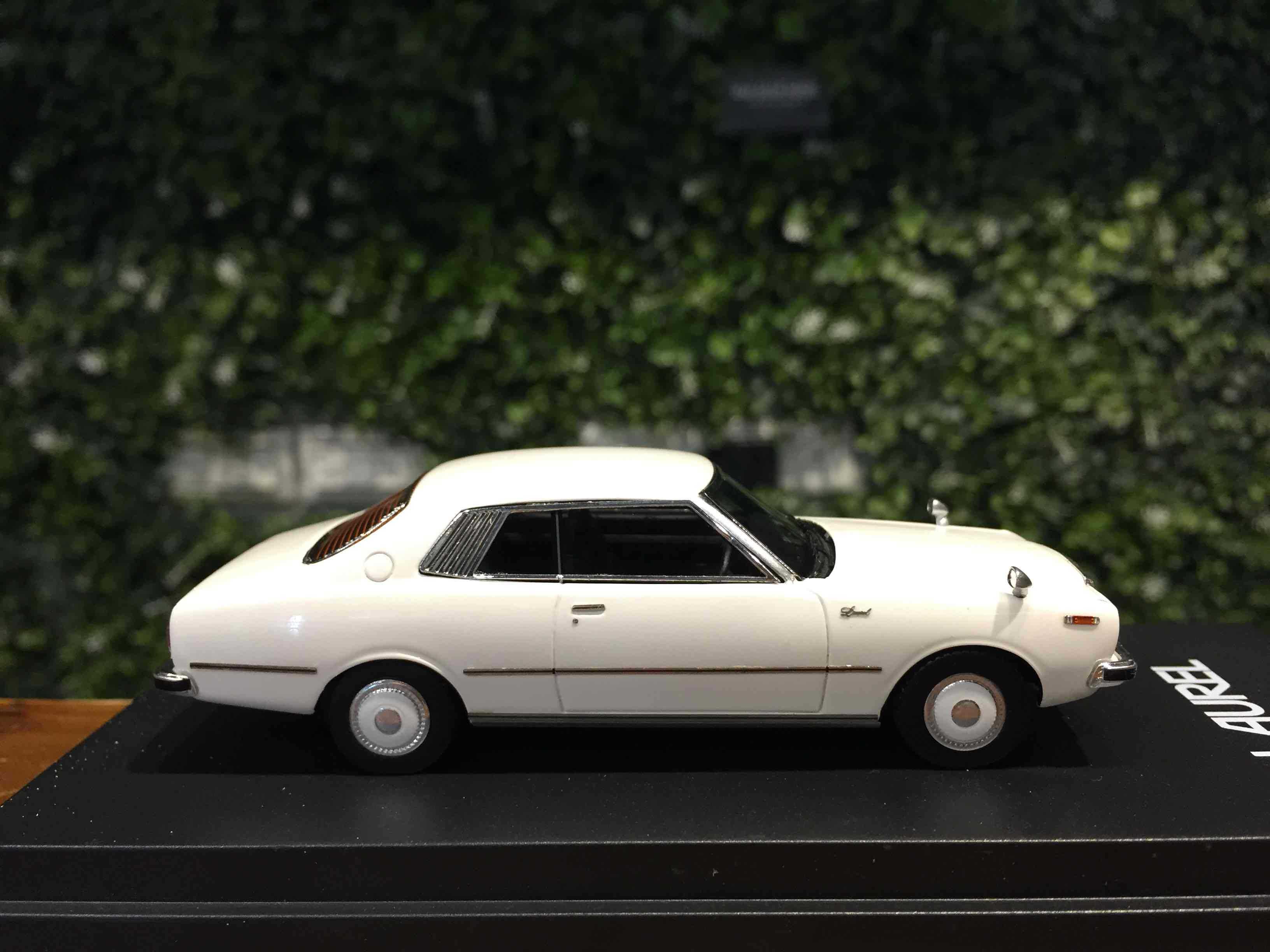 1/43 LAX Nissan Laurel Hardtop 2800 1978 White L43072【MGM】