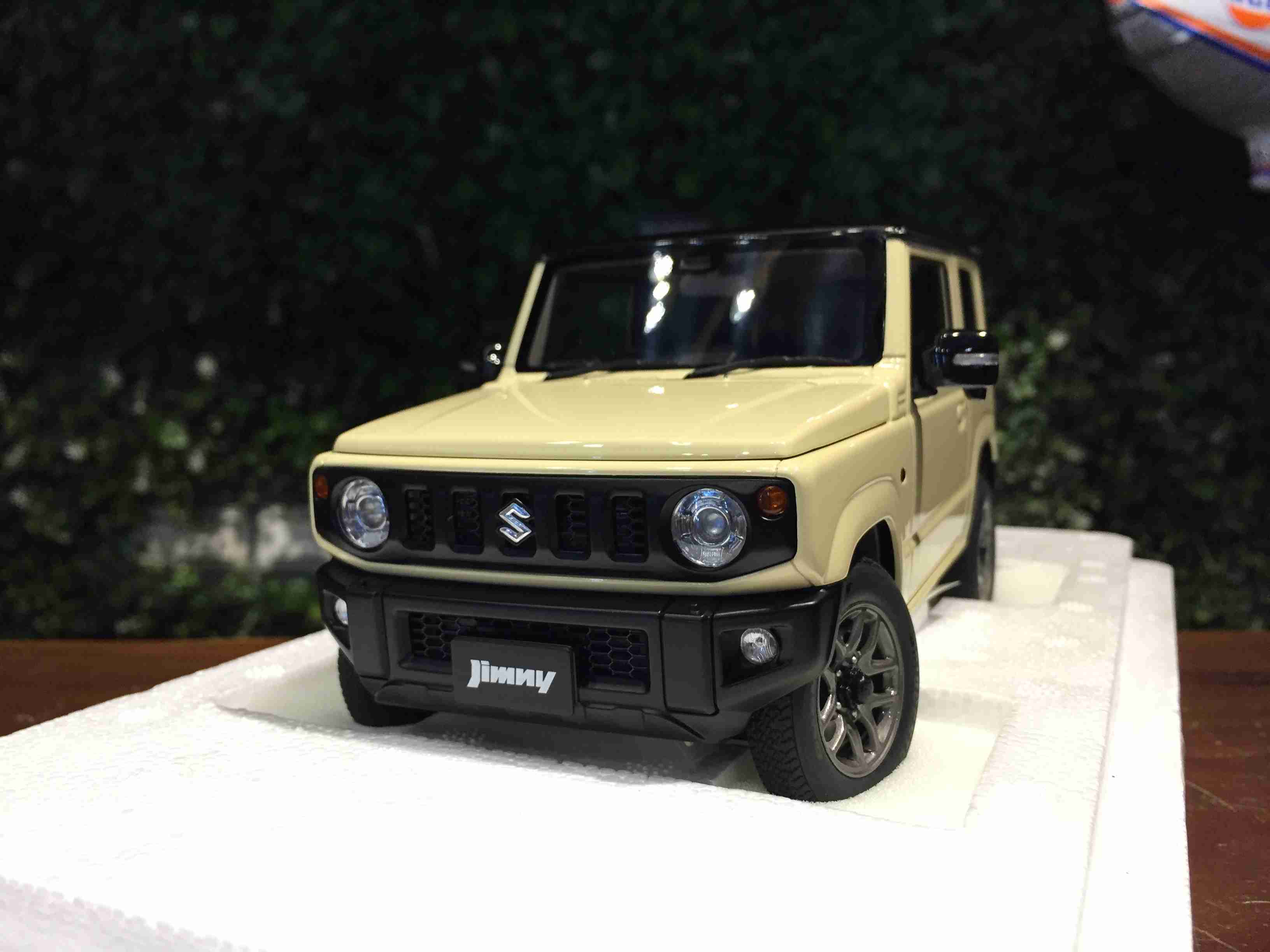 1/18 AUTOart Suzuki Jimny (JB64) Ivory 78500【MGM】