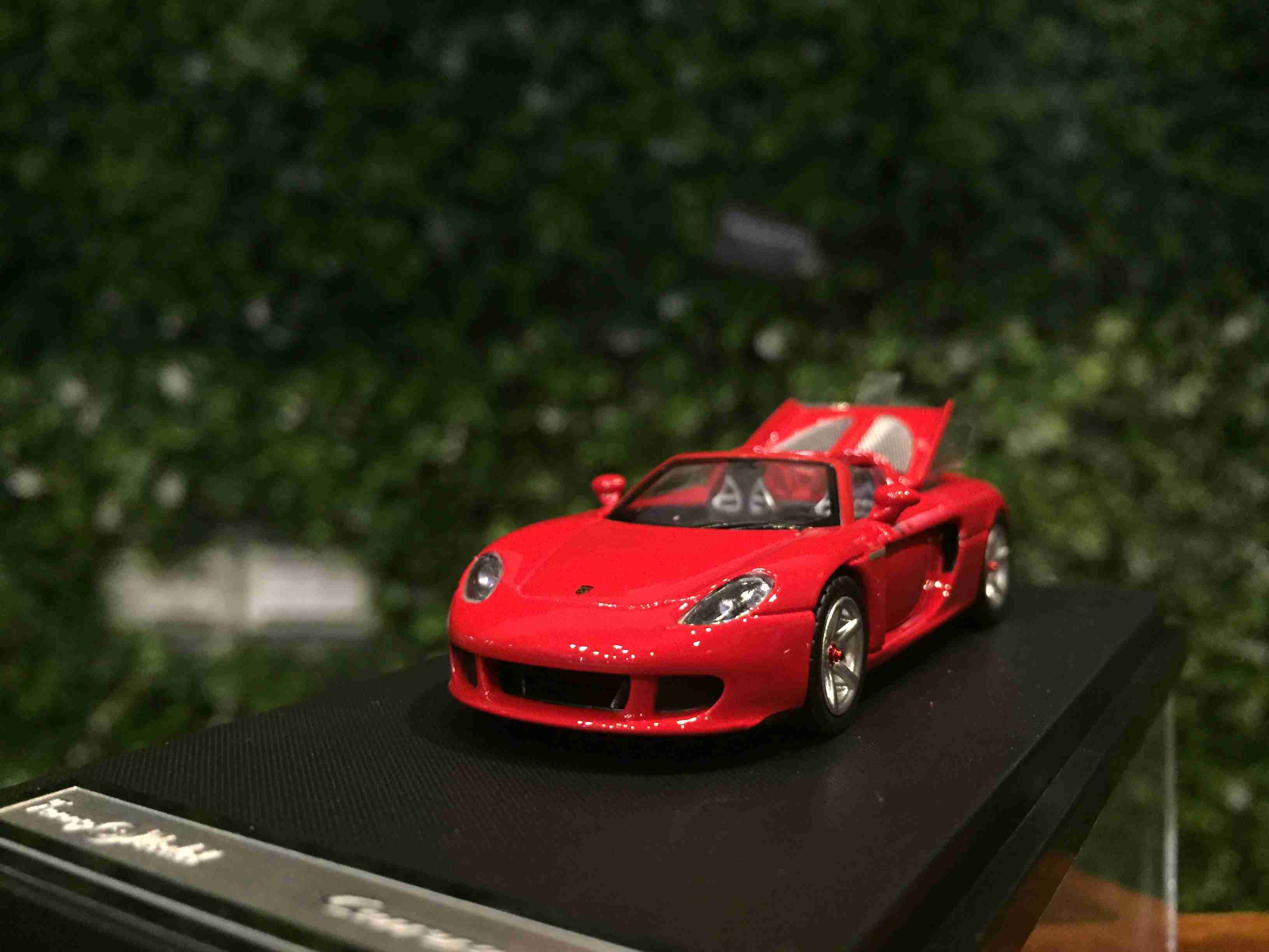 1/64 Funny Porsche Carrera GT Guard Red【MGM】