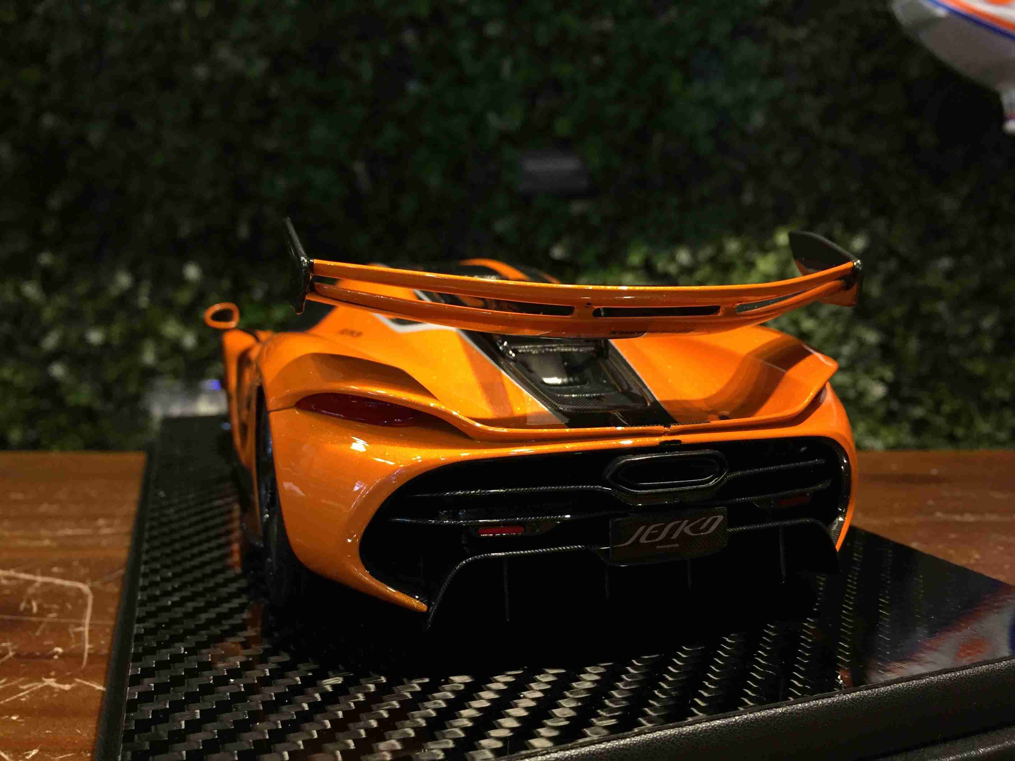 1/18 FrontiArt Koenigsegg Jesko Tang Orange F072-158【MGM】