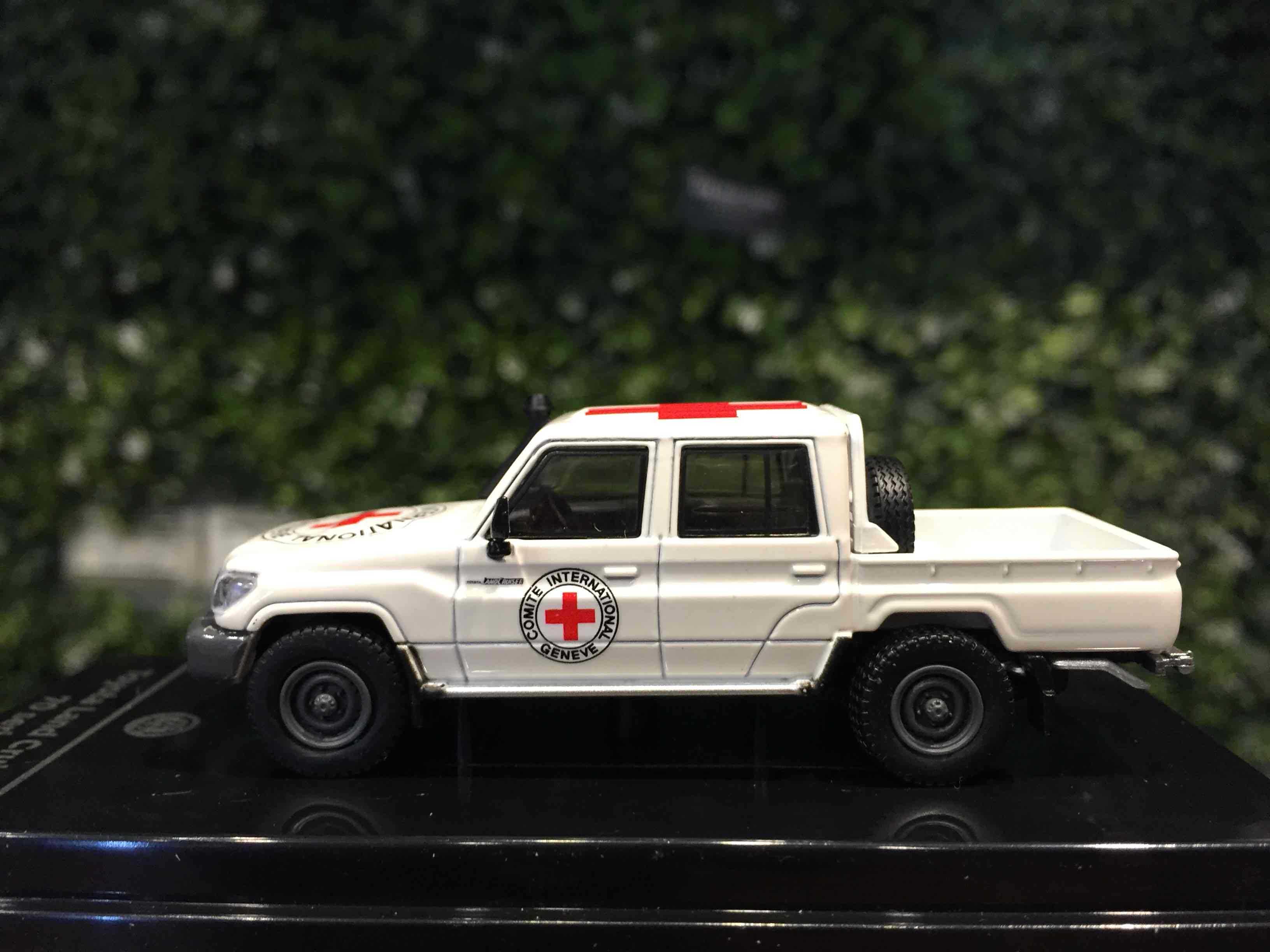 1/64 Paragon Toyota Land Cruiser LC79 Red Cross PA55683【MGM】