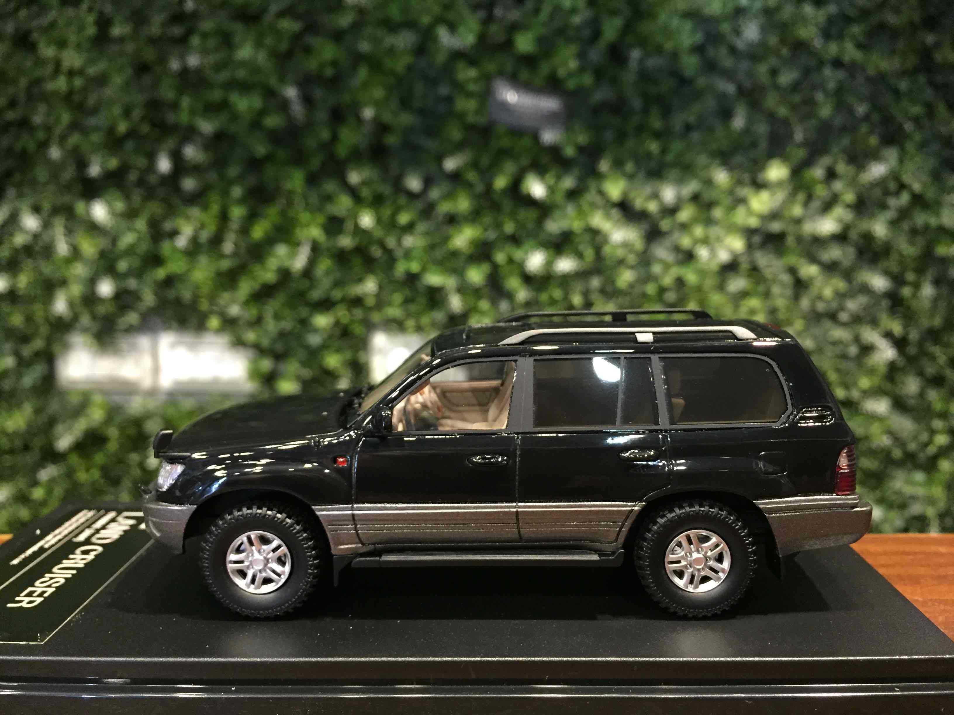 1/43 Hi-Story Toyota Land Cruiser (LX470) 2001 HS439BK【MGM】