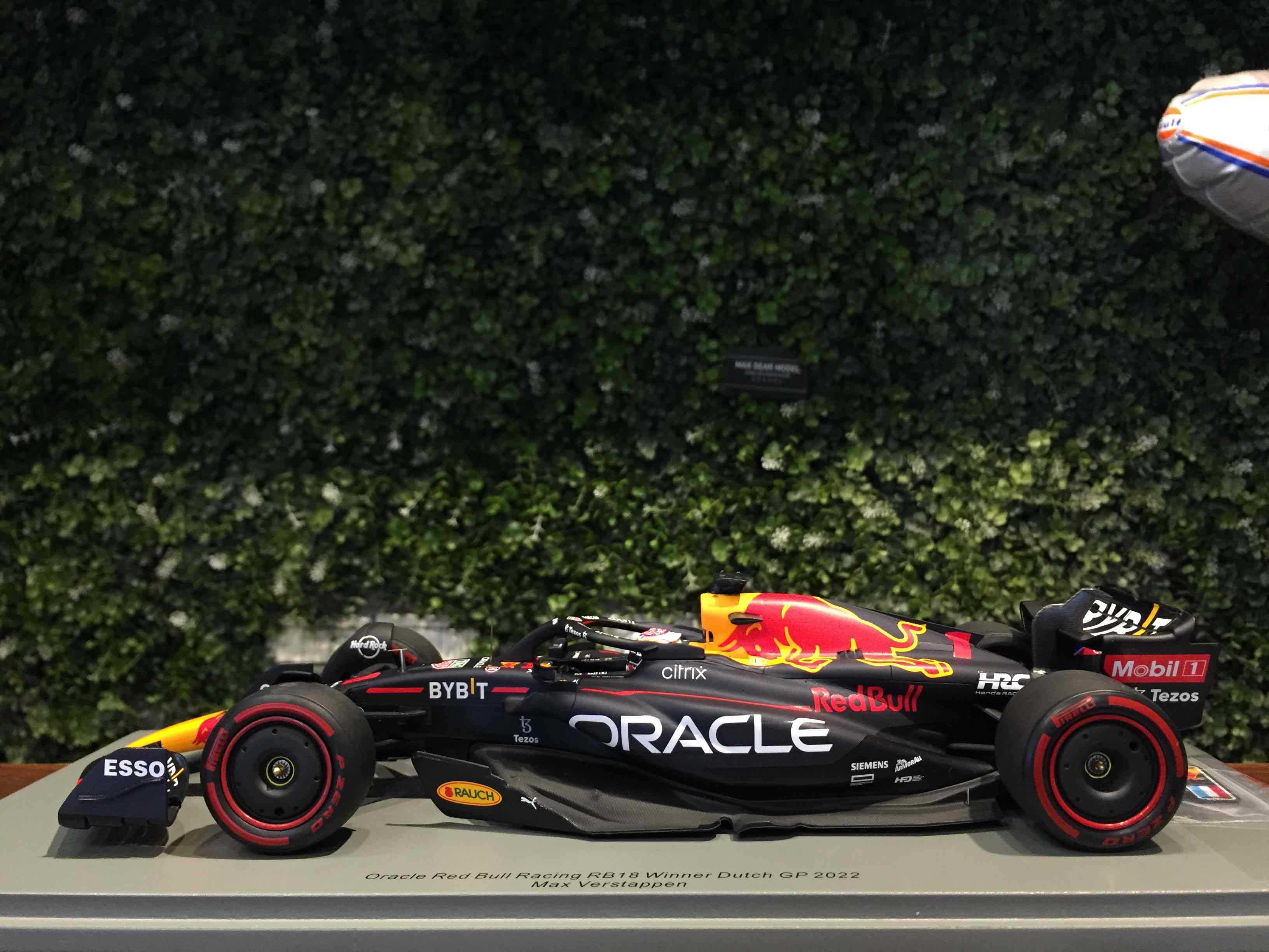 1/18 Spark Red Bull RB18 Max Verstappen Winner 18S773【MGM】