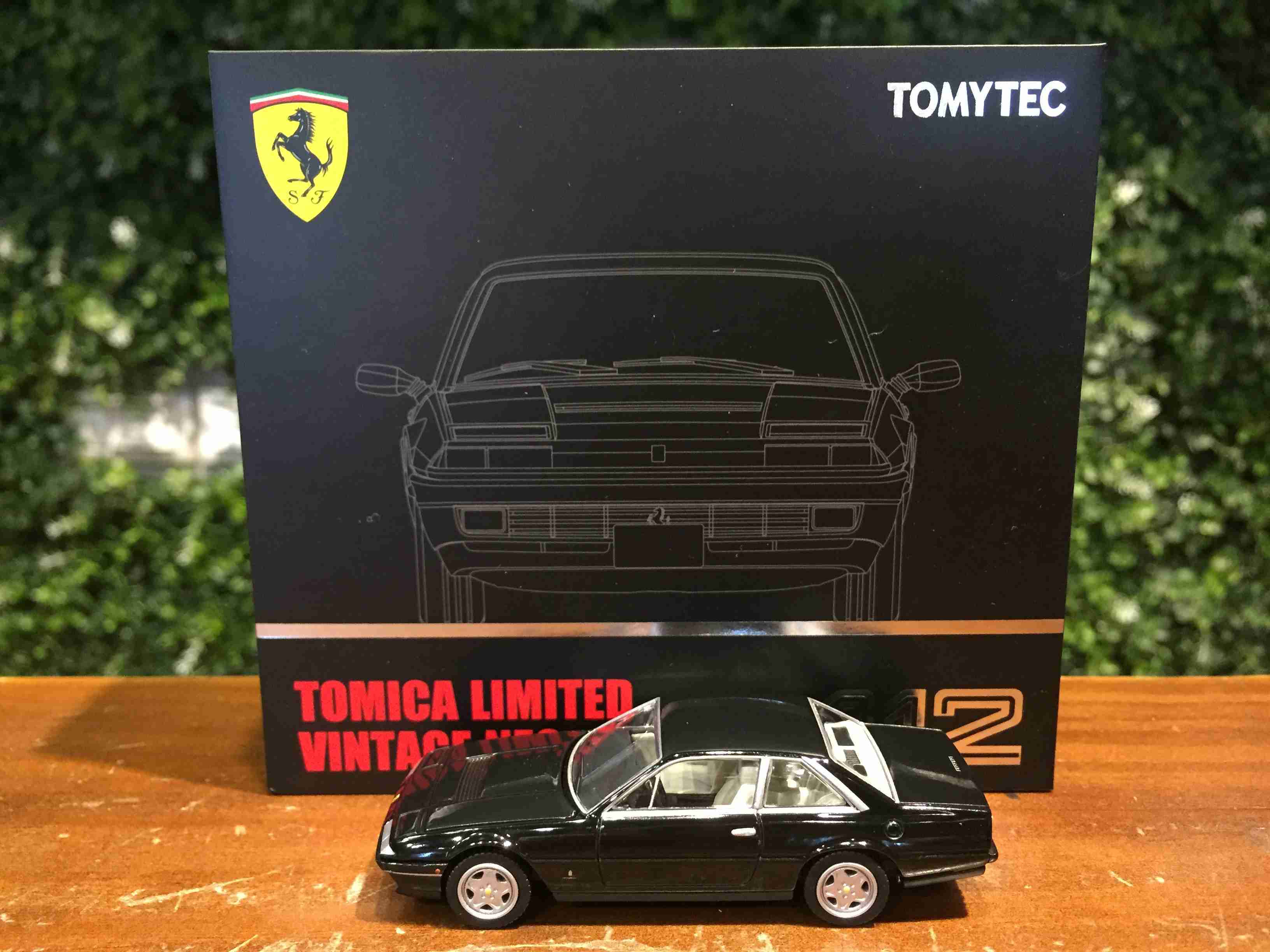 1/64 Tomica TLVN Ferrari 412 Black TLV-NEO【MGM】