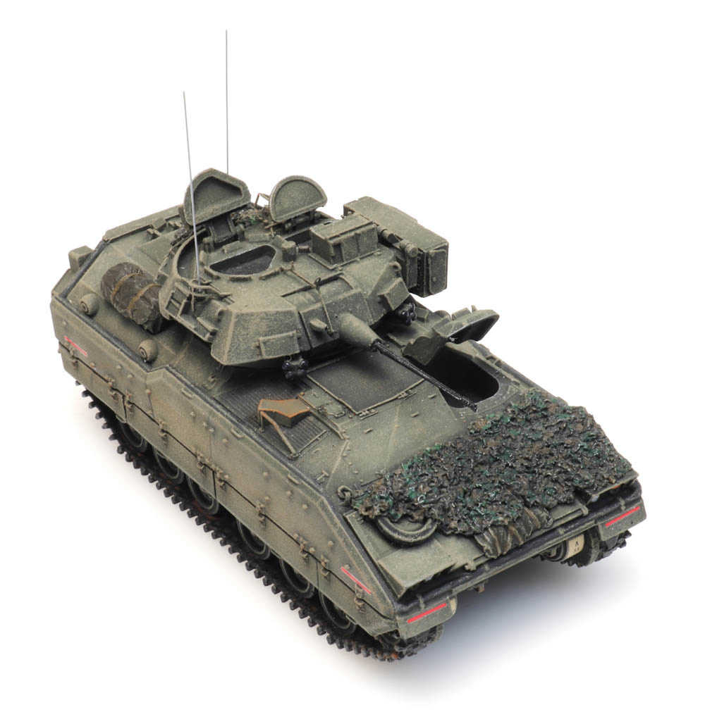 Mini 預購中 Artitec 6870263 HO規 US M2 IFV Bradley 叢林坦克 綠