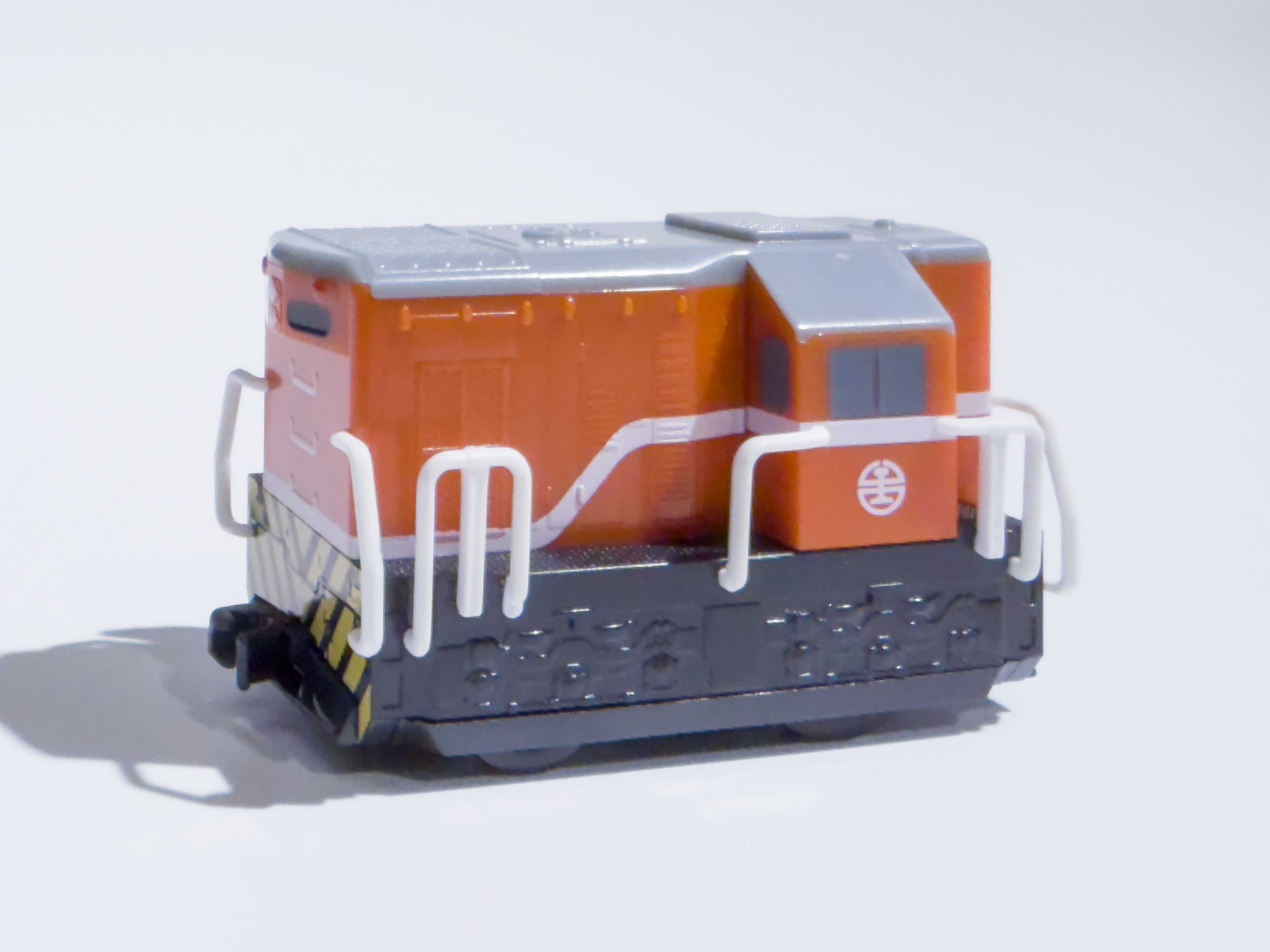 Mini 現貨 鐵支路 QV088 R20迴力車頭 - 橘色