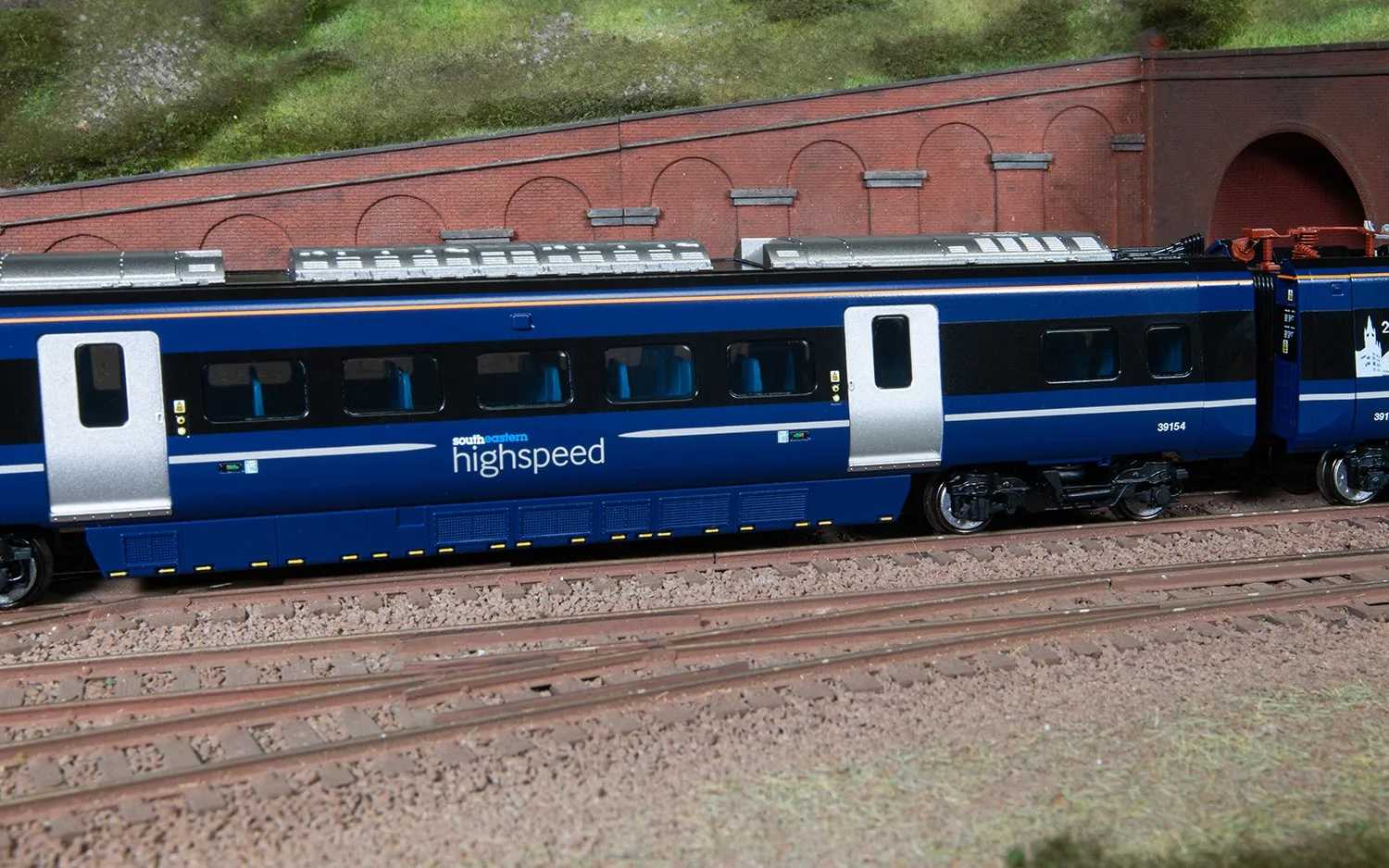 Mini 預購中 Hornby R40447 HO規 東南 Class 395 增結組（鐵路200 年紀念）