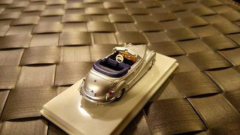 Mini 特價優惠 Brekina 24502 HO規 BMW 502 Cabrio silver