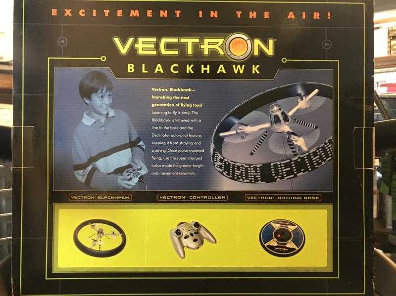 Mini 現貨 VECTRON BLACKHAWK 有線遙控飛碟(全新庫存出清、可設定燈光顯示、不接受退換貨)