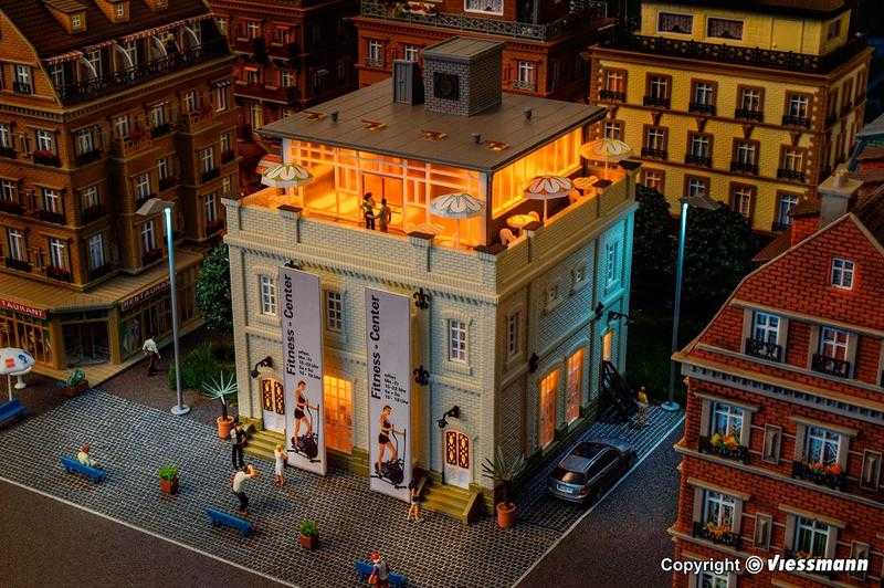 Mini 現貨 Vollmer 43608 HO規 有屋頂露台的健身中心