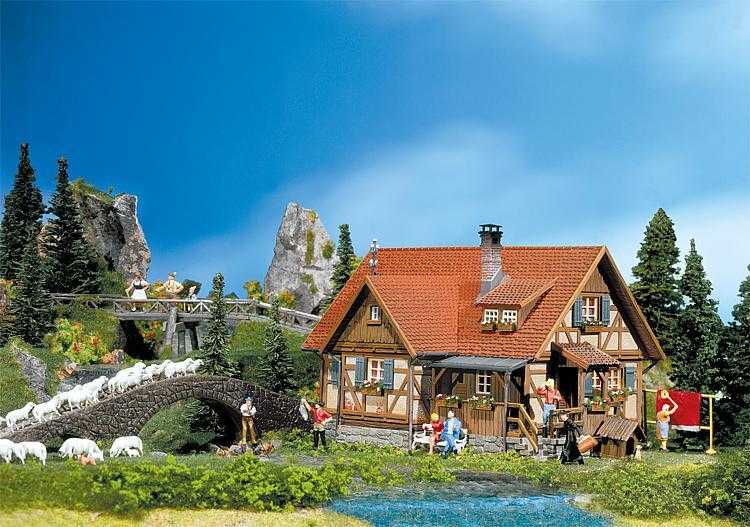 Mini 預購中 Faller 130270 HO規 半木結構的農村房屋