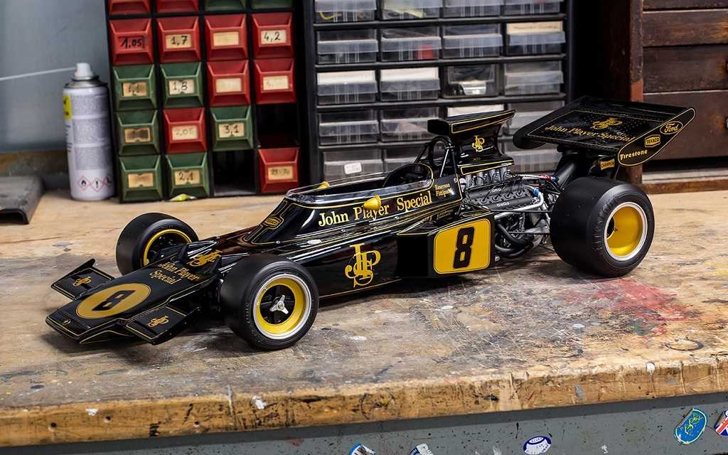 Mini 年中慶優惠 Pocher HK114  比例 1:8  HK114 Lotus 72D 蓮花賽車.全金屬套件