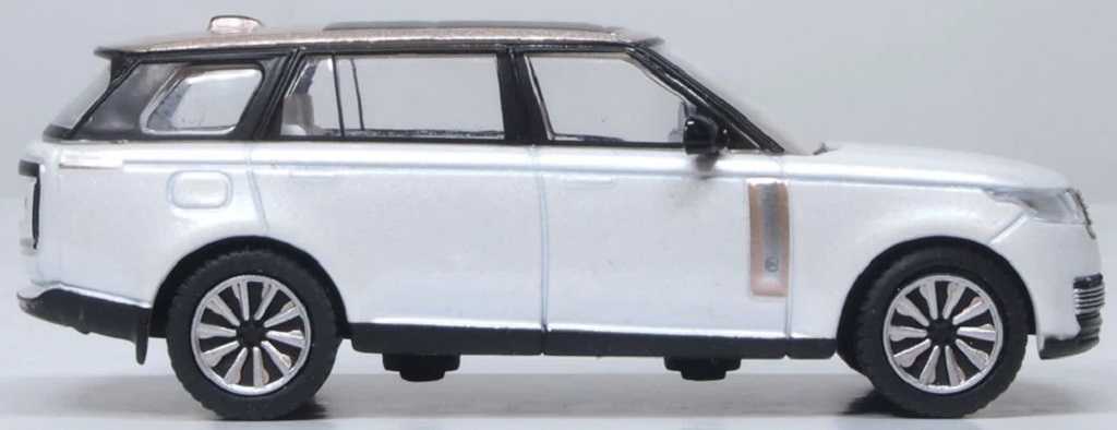 Mini 現貨 Oxford 76RR5L002 1:76 Range Rover L460 SV 冰雪白與科林斯銅色
