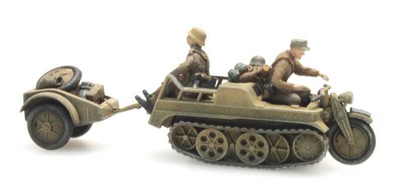 Mini 預購中 Artitec 387.253 HO規 坐在半履帶型摩托上的步兵+行李