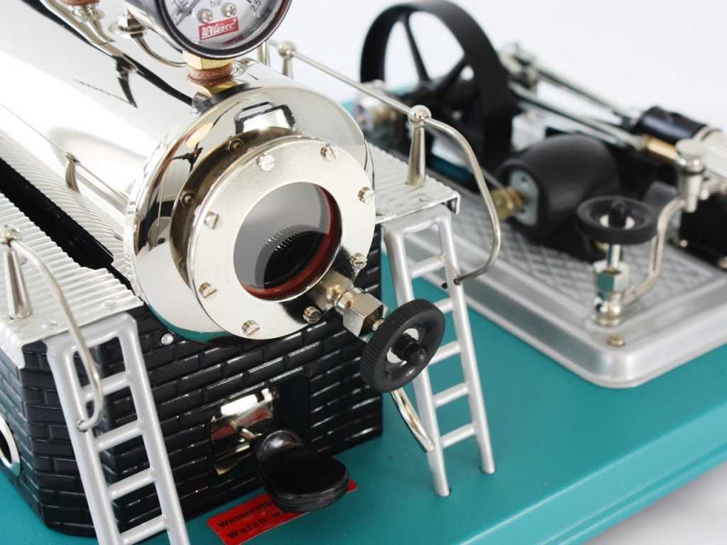 Mini 現貨 Wilesco 00018 D18 Steam Engine 蒸汽機引擎.冒煙.有電燈