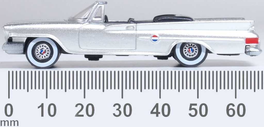 Mini 現貨 Oxford 87CC61007 1:87 克萊斯勒 300G 敞篷車（開篷）謝菲銀