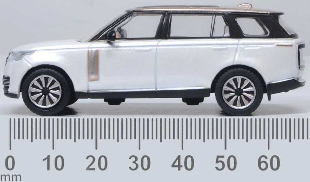 Mini 現貨 Oxford 76RR5L002 1:76 Range Rover L460 SV 冰雪白與科林斯銅色