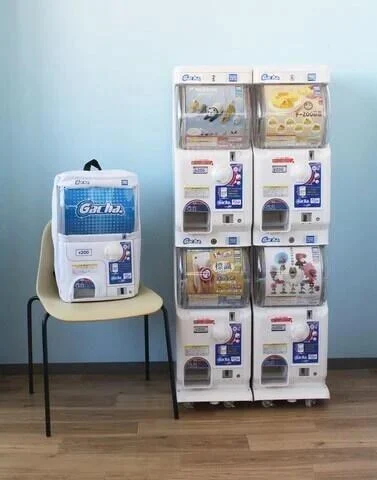 【台中金曜】店鋪現貨 TAKARA TOMY Showy Gacha 轉蛋機 背包 扭蛋機 後背包