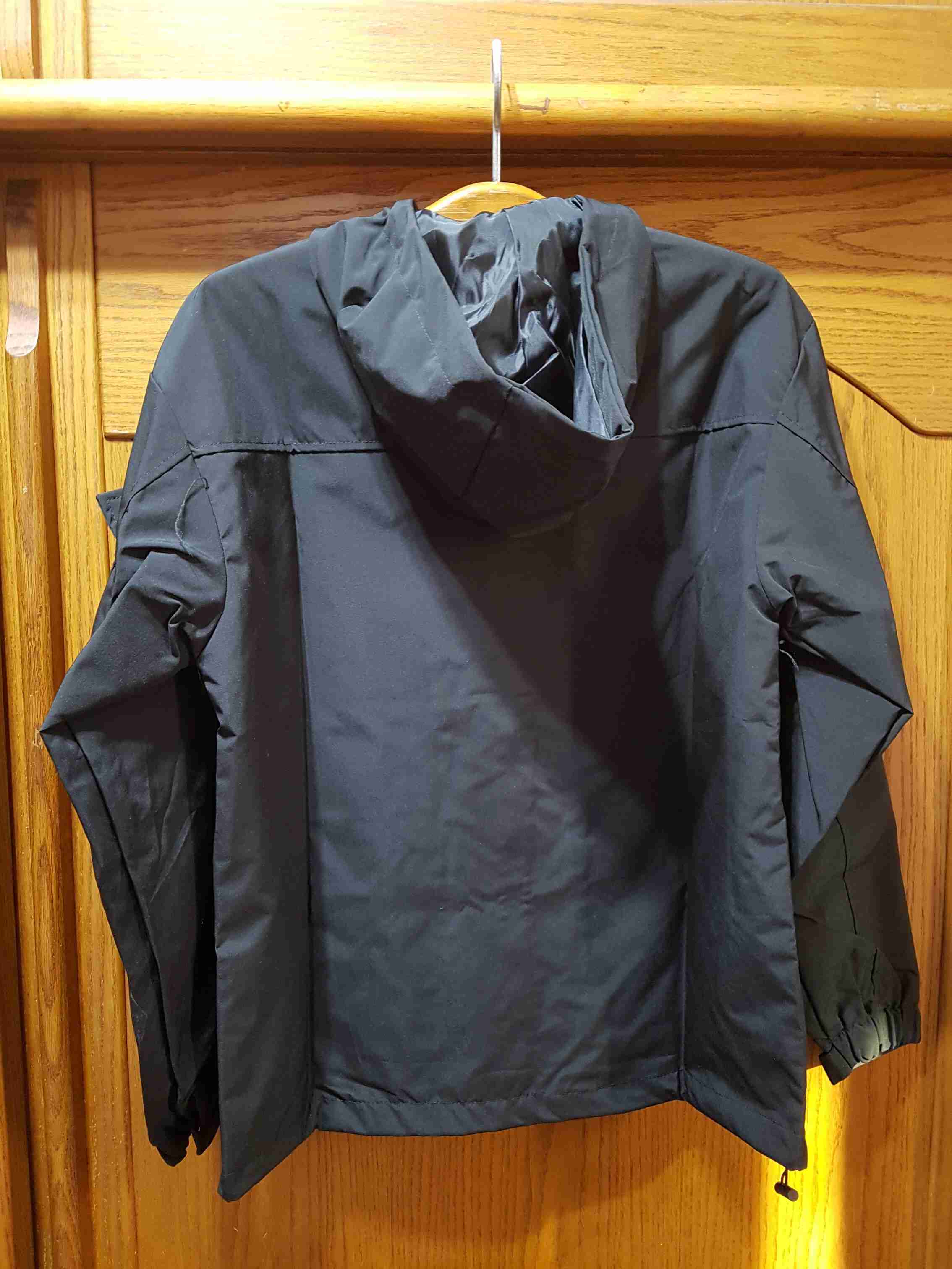 [長夜餘火]現貨24小時出貨 XIANZAI 連帽外套 衝鋒外套 防風外套 夾克 黑色 XL 全新