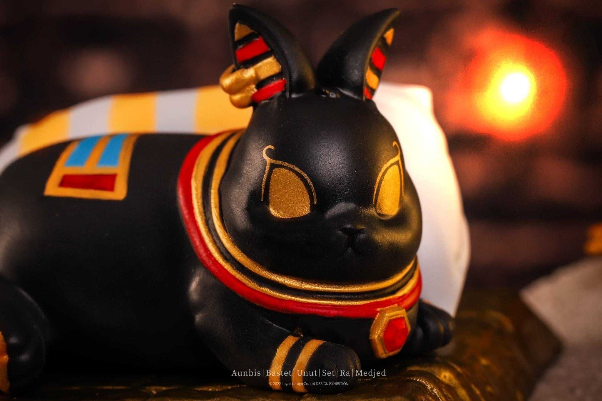 ABD038D8-AD12-4698-B31C-49993092696F