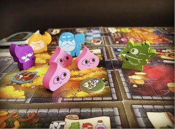 英雄止步 主遊戲 + 2擴充 Keep The Heroes Out 繁體中文版 高雄龐奇桌遊