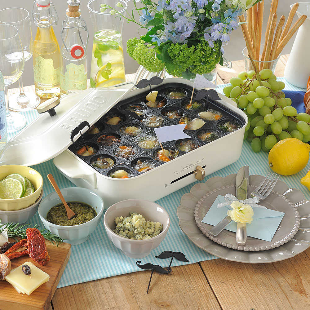 【日本BRUNO】多功能電烤盤-白色(附平盤+章魚燒盤)