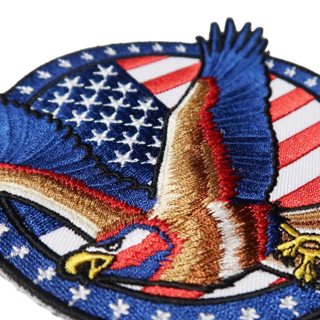 美國老鷹向左 (藍紅色) 熨斗刺繡徽章 胸章 立體繡貼 裝飾貼 繡片貼 燙布貼紙
