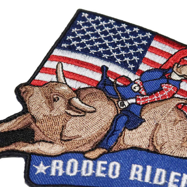 美國 RODEO RIDER(牛仔騎野牛) 熨燙背膠補丁 布藝徽章 熱燙刺繡士氣章 貼章 補丁貼 燙布貼 徽章