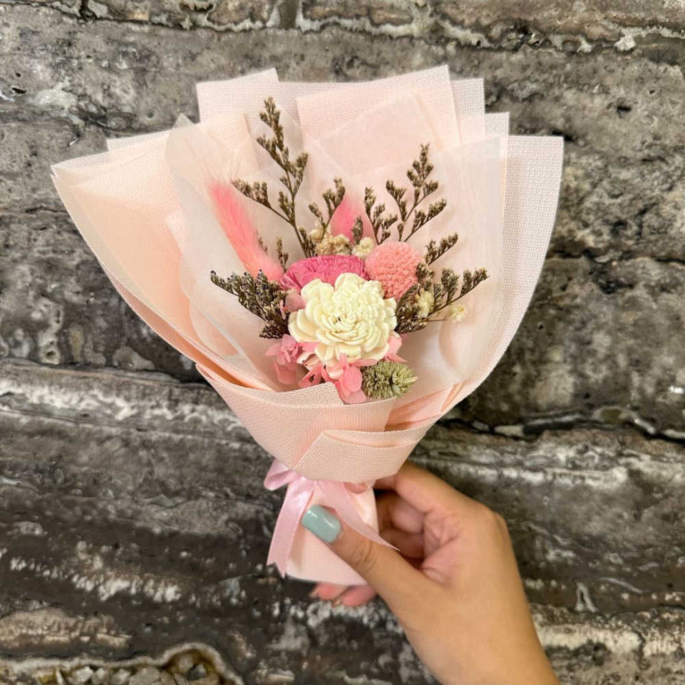 【A-ONE】迷你花束 索拉玫瑰花束 花束 浪漫畢業小花束 乾燥花束 花材 花藝浮游花 永生花束 通草花 浮油花