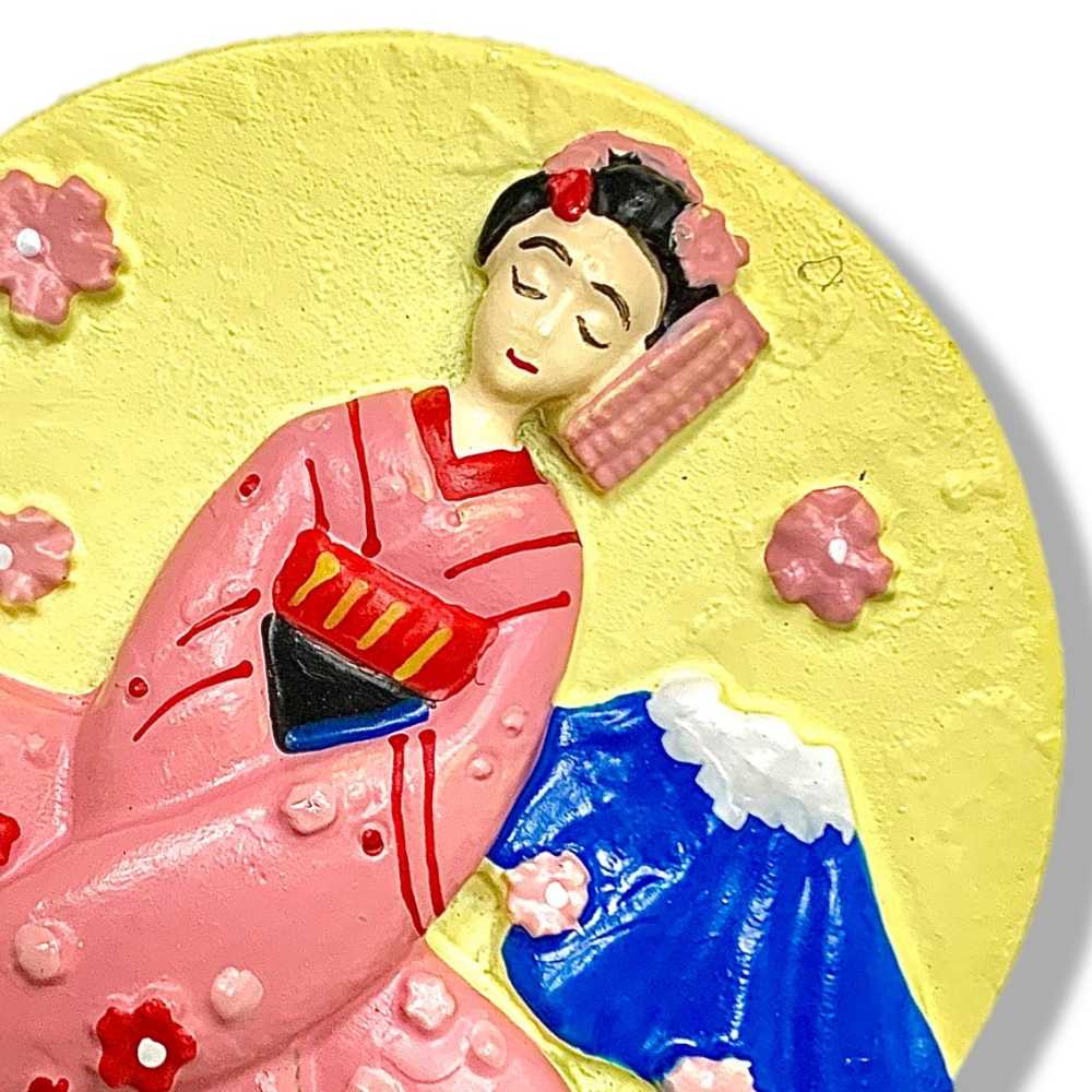 日本 富士山和服少女質感磁鐵+日本  和服少女鳥居刺繡【2件組】紀念磁鐵療癒小物冰箱磁鐵可愛磁鐵 卡通磁鐵 磁性家居裝