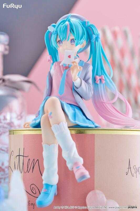 【誥誥玩具箱】現貨 FuRyu 景品 初音未來 戀愛西裝制服 泡麵杯蓋公仔