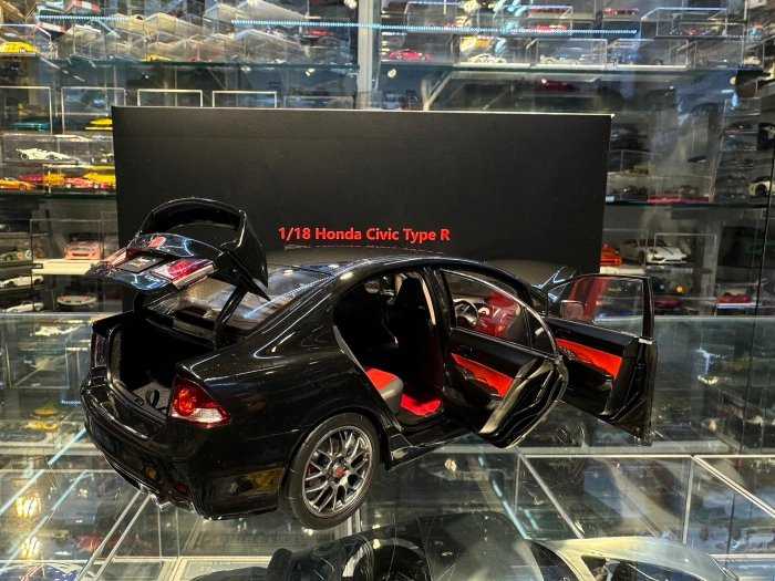 吉華@ 1/18 WELL Honda Civic Type R FD2 Black