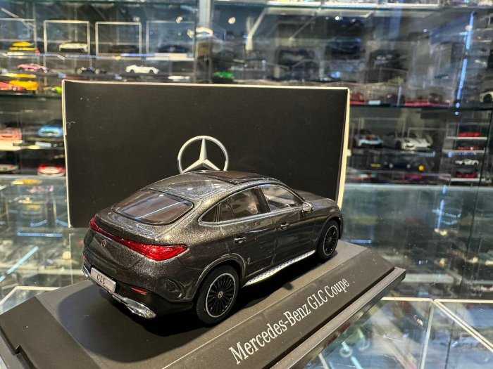 吉華@ 1/43 原廠 MERCEDES BENZ - GLC-CLASS COUPE (C254) 2023