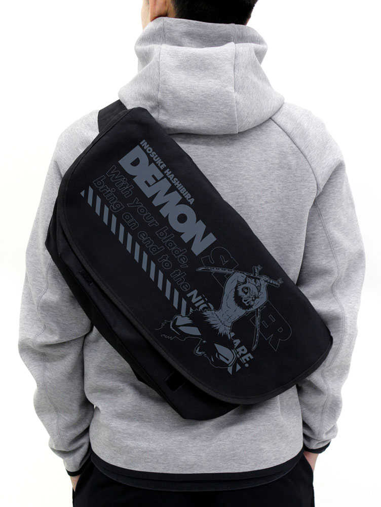 《鬼滅之刃》嘴平伊之助 黑色斜挎包