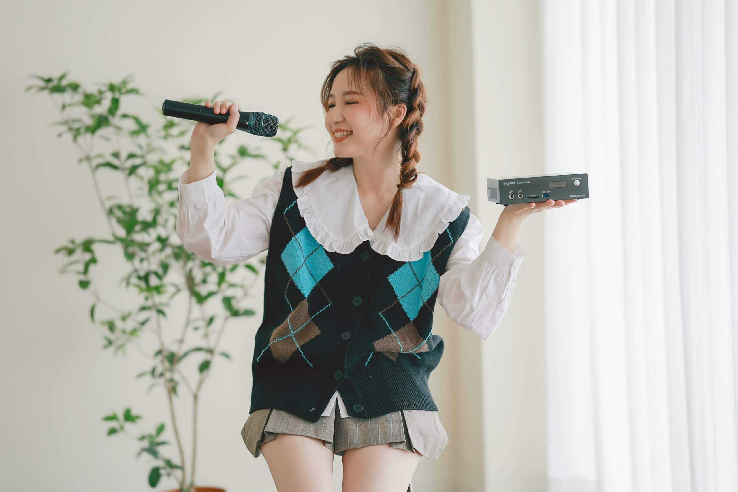 【音圓】迷你型卡拉OK伴唱機 S-2001 P-268 車用卡拉 原廠加碼送好禮 2TB硬碟