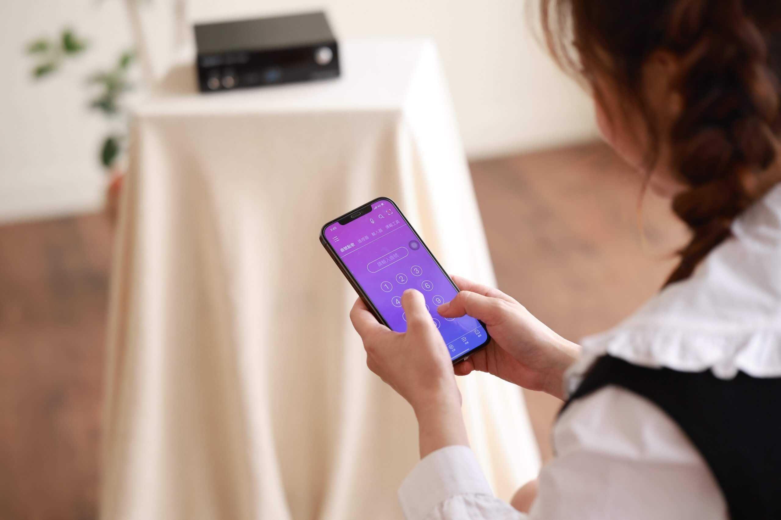 【音圓】迷你型卡拉OK伴唱機 S-2001 P-268 車用卡拉 原廠加碼送好禮 2TB硬碟