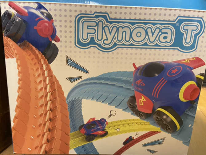 Flynova Trailblazer 開拓者軌道車