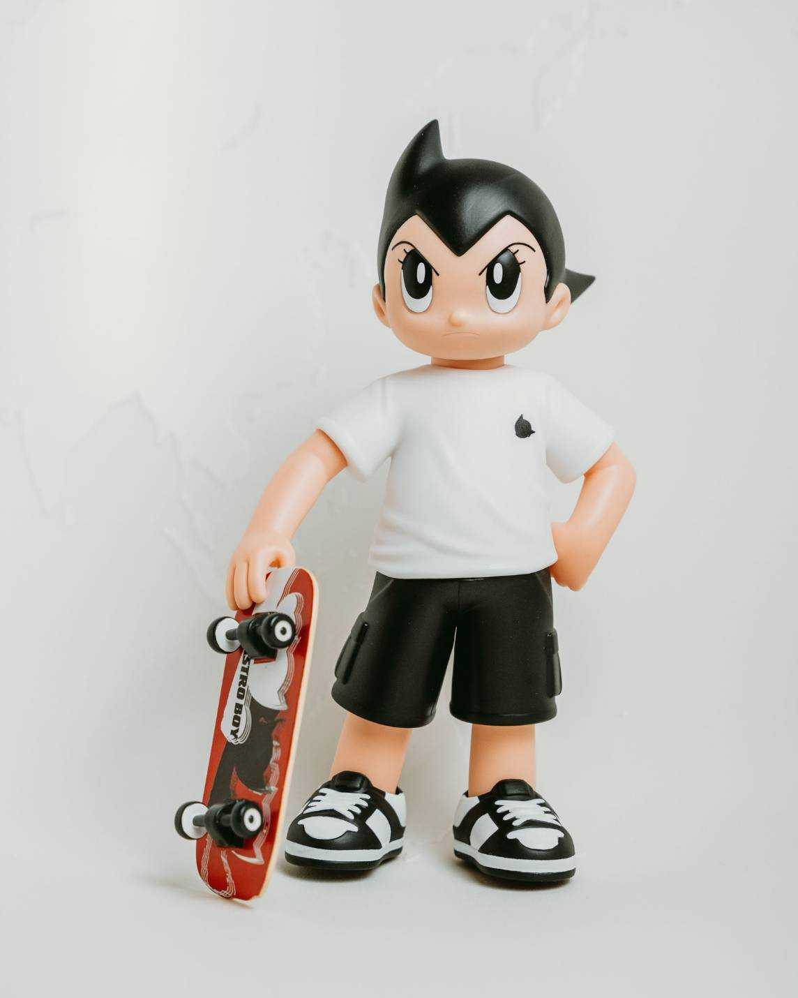 【高雄冠軍】23年9月預購 UZ Production 原子小金剛 軟膠大公仔 滑板ver. 免訂金