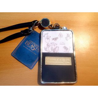 日本進口 環球影城 哈利波特 & 怪獸與他們的產地 限定商品 水鑽金邊 票卡夾 / 證件夾