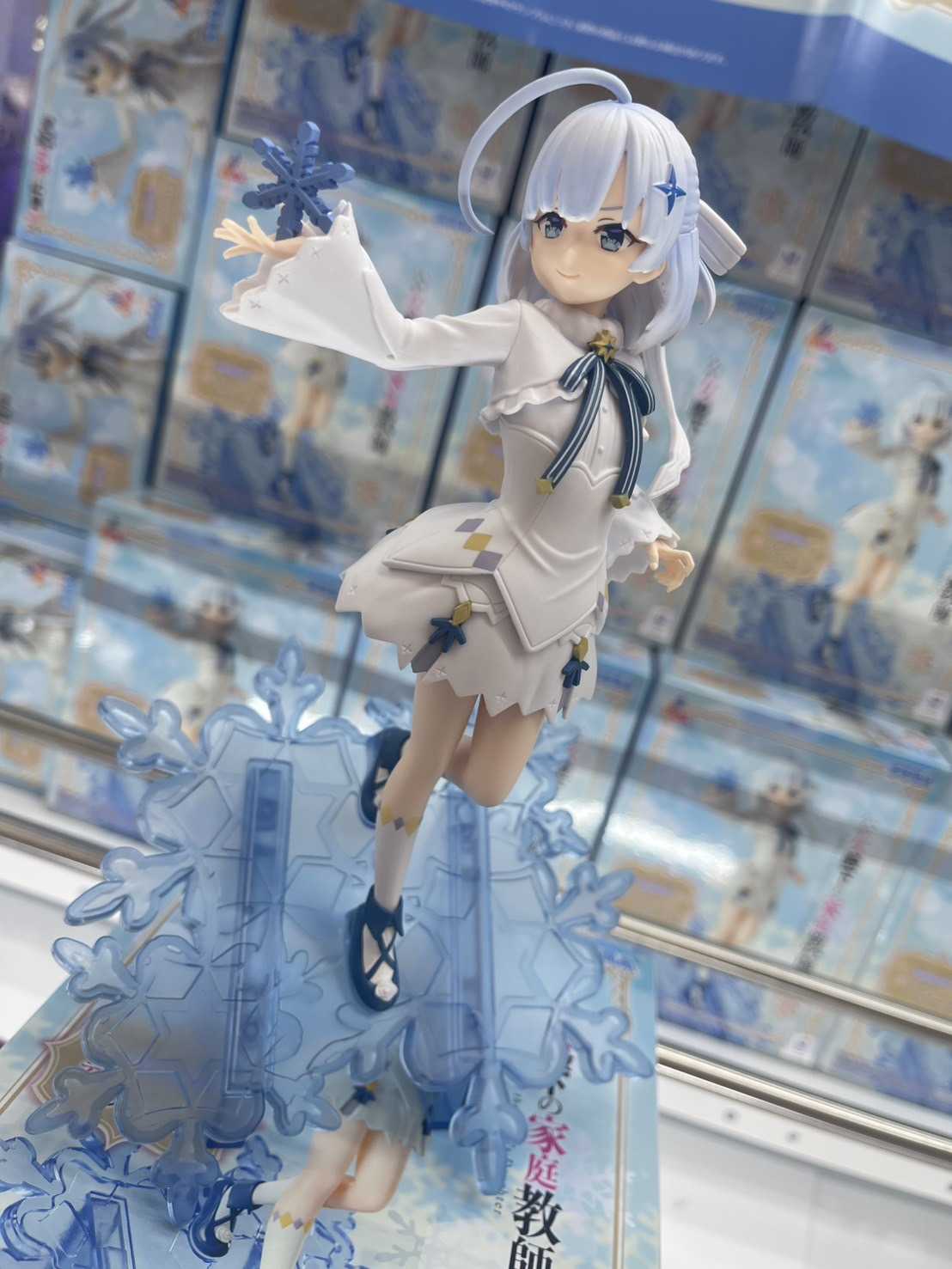 《夏本舖》現貨 SEGA Luminasta 公爵千金的家庭教師 蒂娜・霍華德 千金 髮夾 白髮 藍瞳 澤田基 景品