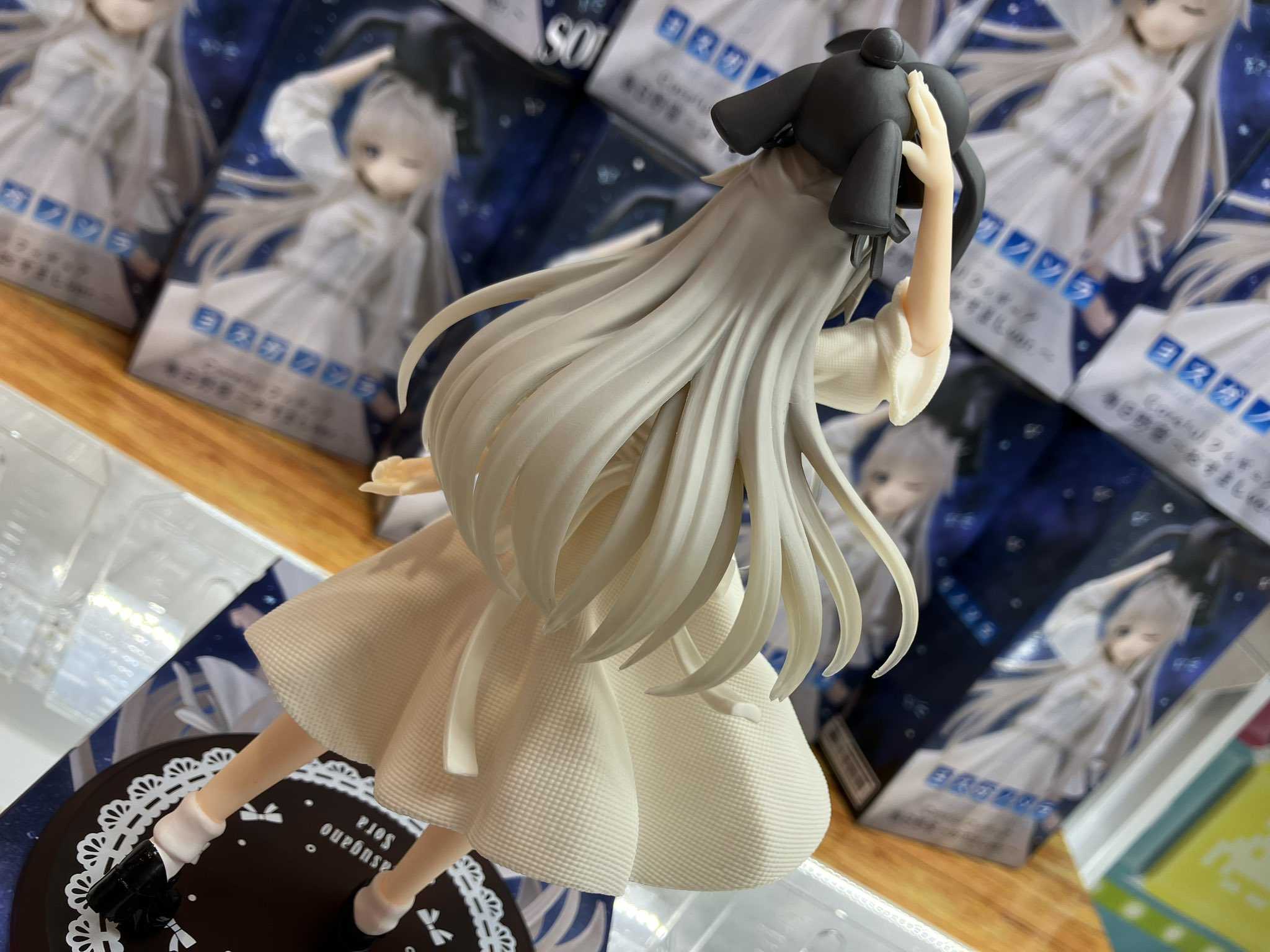 《夏本舖》日版 TAITO Coreful 緣之空 春日野穹 平靜 端莊 白色洋裝 兔子玩偶 轉學生 高中生 妹妹 景品