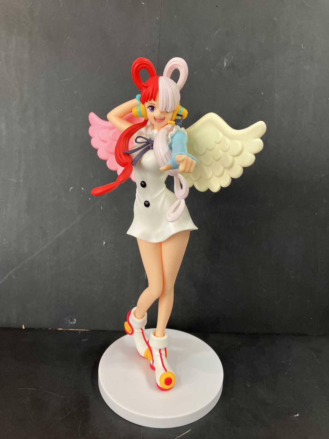 《夏本舖》代理 BANPRESTO G\u0026G 海賊王 RED 美音 美少女 紅髮歌姬 巨乳 航海王 GLITTER 景品