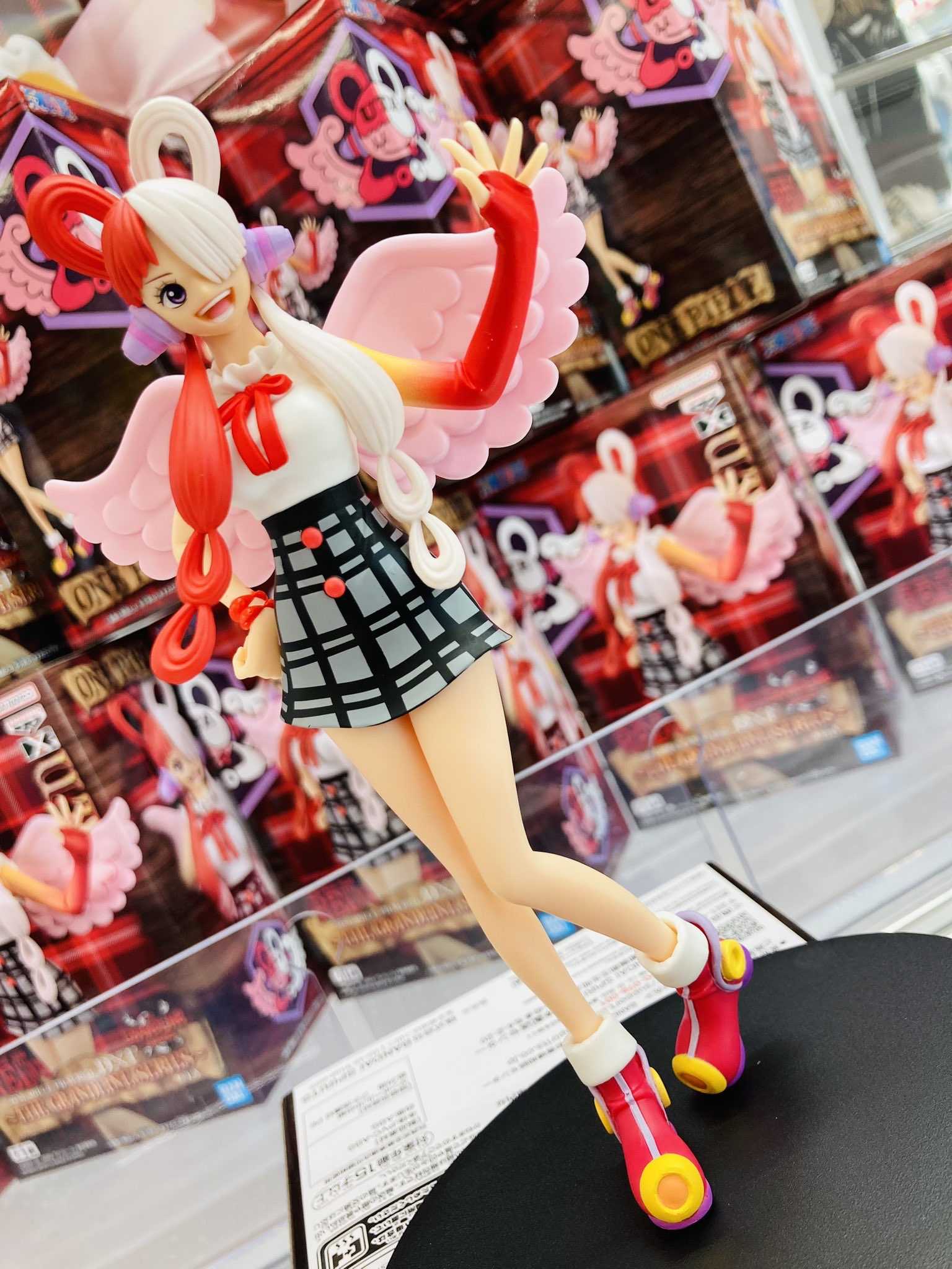 《夏本舖》代理 BANPRESTO DXF 海賊王 RED 美音 劇場版 紅髮歌姬 歌手 音樂家 耳機 航海王 景品