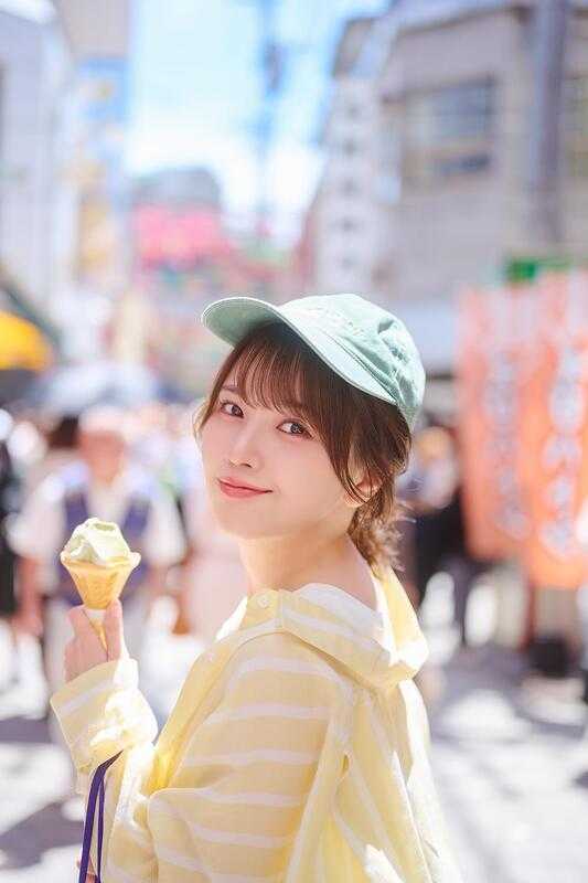 サイン本】鬼頭明里 写真集