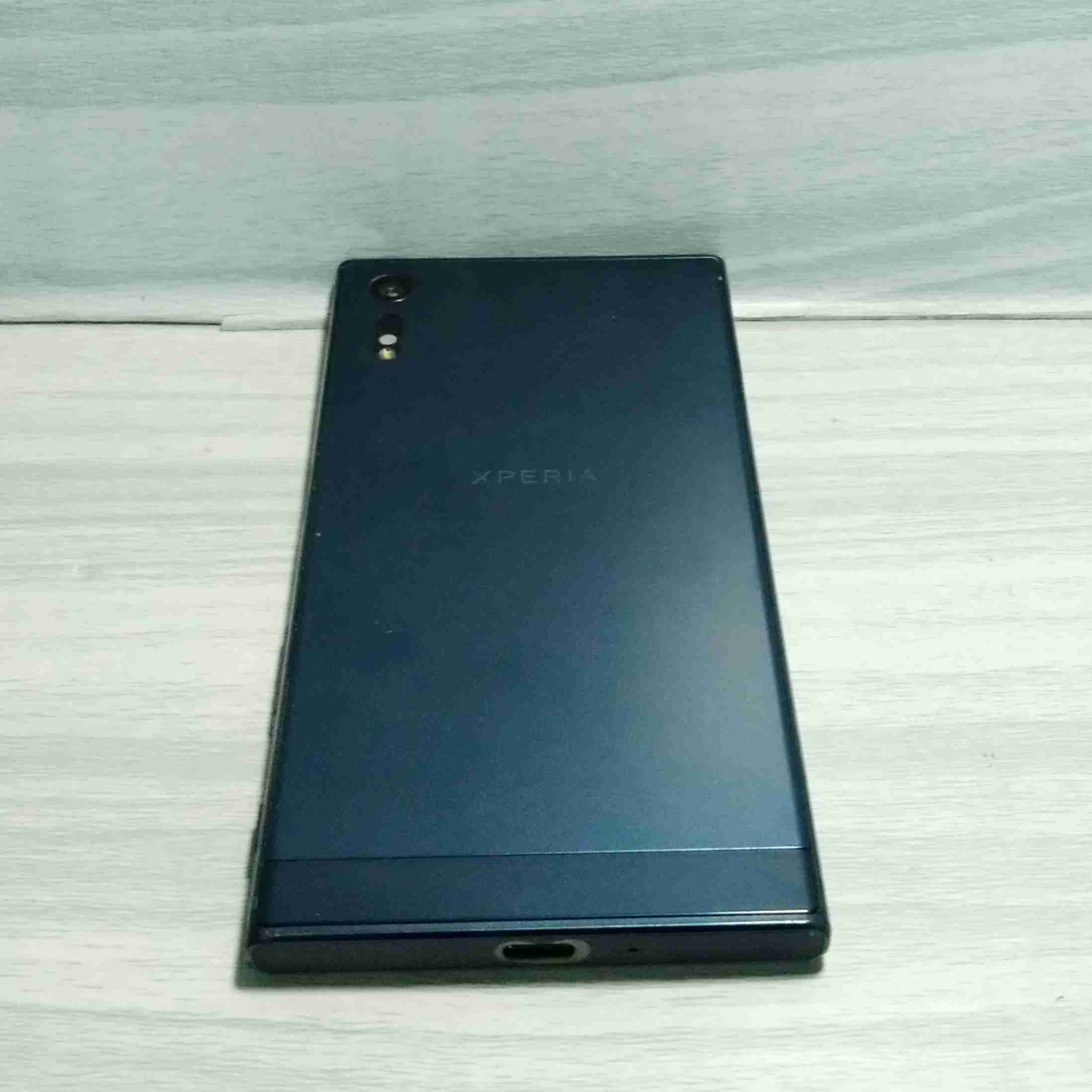 (現貨)Sony Xperia XZ 5.2吋 3G/64G 黑色 指紋解鎖 雙卡雙待(二手機)(備用機)