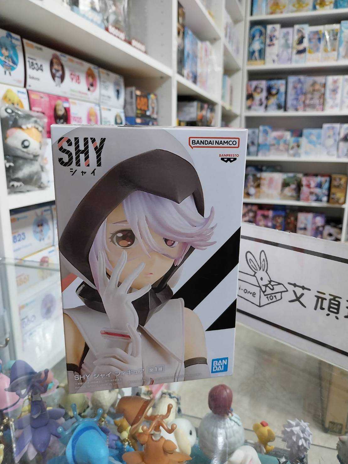 【艾頑玩具】『現貨』BANPRESTO 景品 SHY靦腆英雄 SHY 公仔